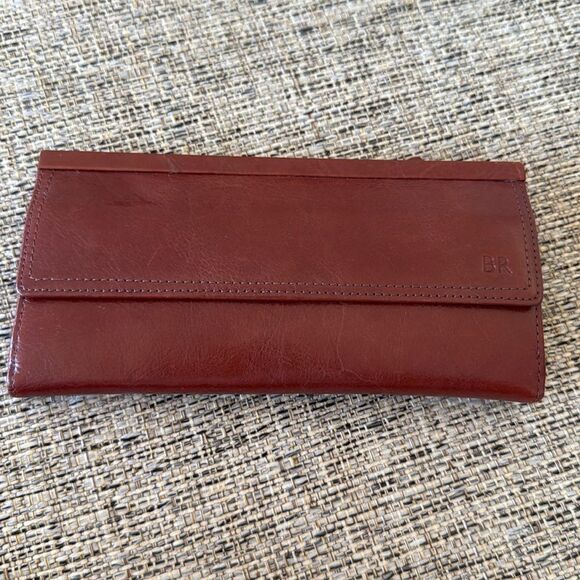 Banana Republic leather wallet - Picture 1 of 9